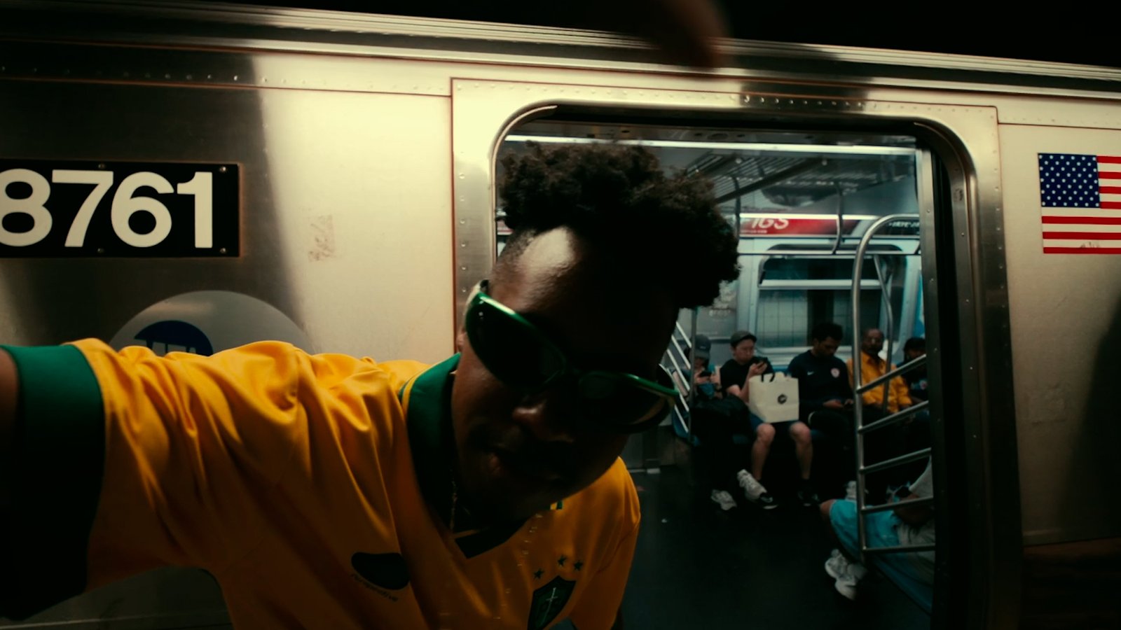 img 0046 copy 02.00 06 15 07.still013